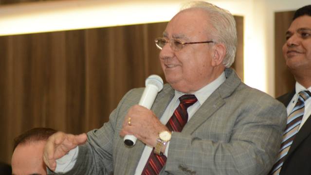 Pr. Abigail Carlos de Almeida